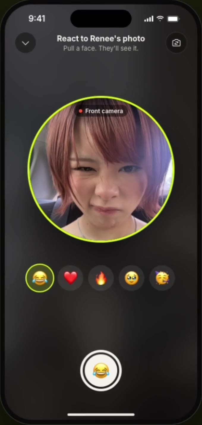 The front camera open to react to Renee's photo with your face